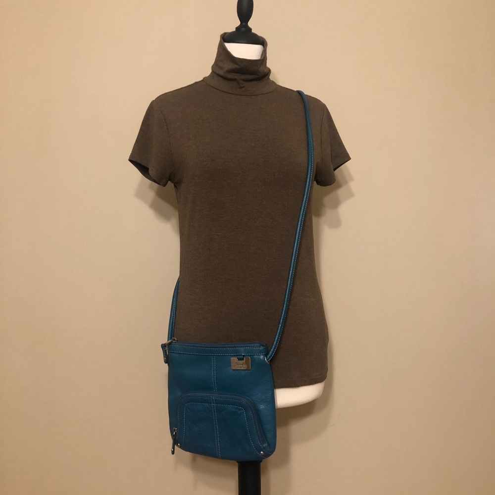 Tignanello small crossbody purse